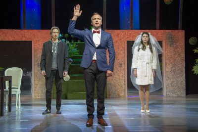 С наступающим