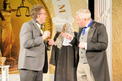 Миллионерша