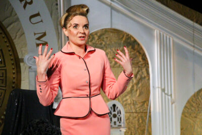 «Миллионерша»