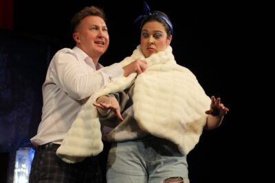 "Сыграем в дружную семью"